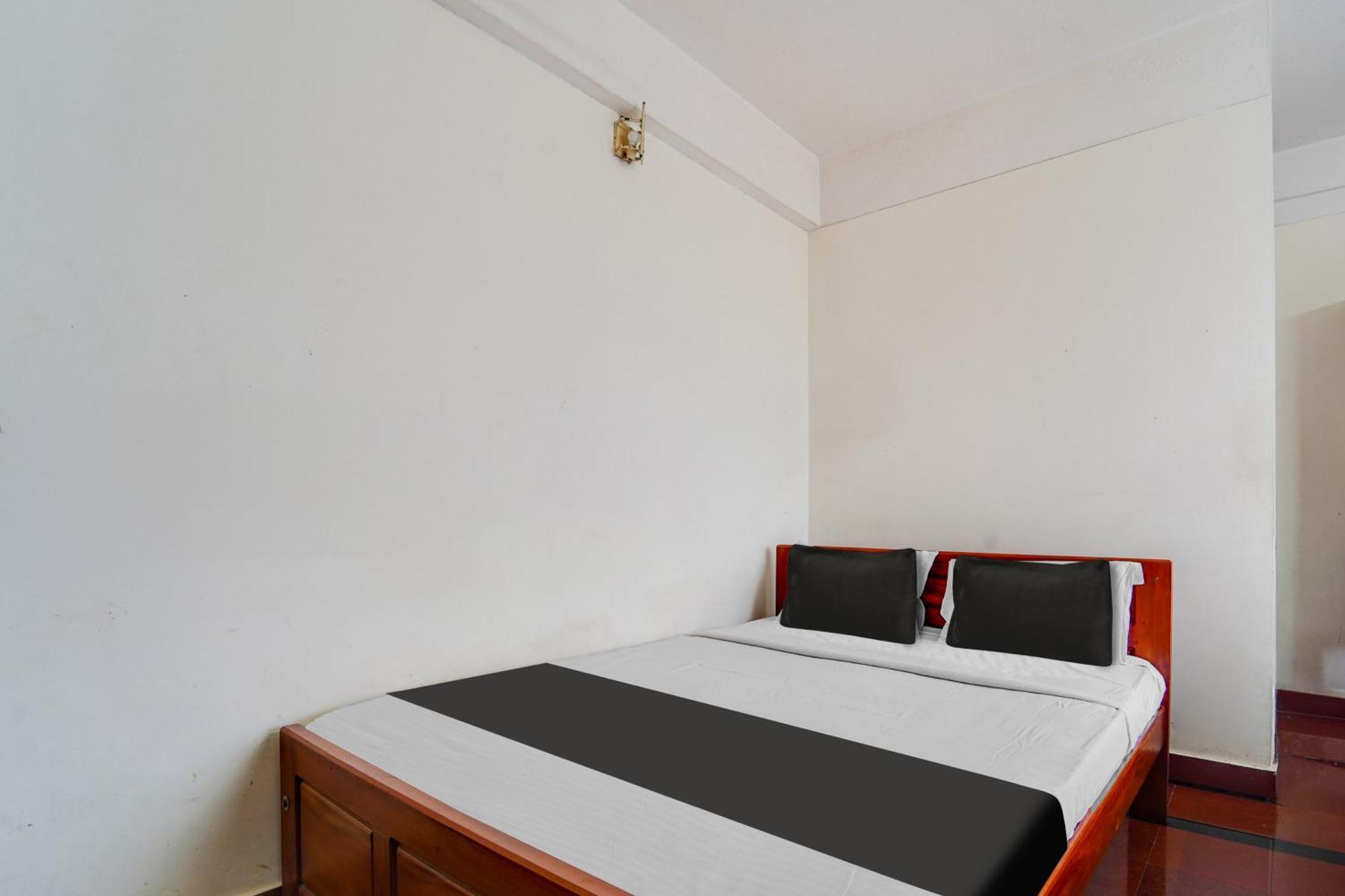 Hotel O Sai Tourist Home Thiruvananthapuram Bagian luar foto